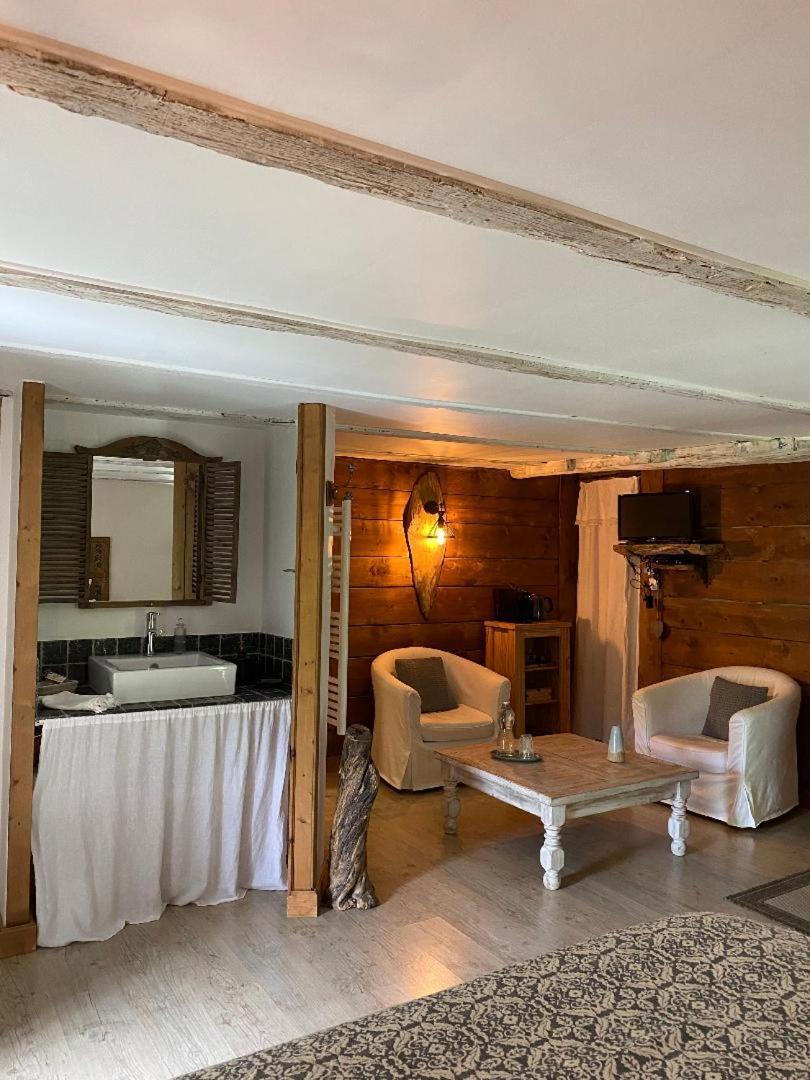 La Perle De La Lauziere, Chambres D Hotes Argentine Экстерьер фото